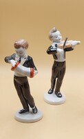 Hollóházi harmonikás és hegedűs fiú