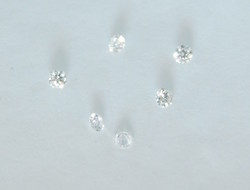 Természetes Gyémánt - 0,014 ct, 1,5 mm, F-G, VS, briliáns csiszolású
