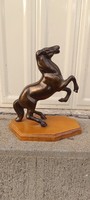 Nagy méretű lovas  bronz színű fém szobor