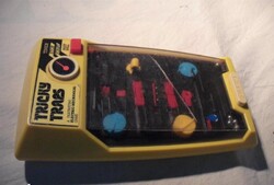 Tricky Traps, retro mechanikus játék, Tomy (1633)