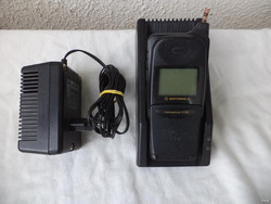 Motorola 8700 retro mobiltelefon +extra (1426)