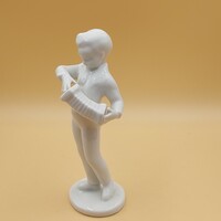 Káldor Aurél Hollóházi Harmonikás kisfiú