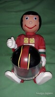 1986. A HUNGARORING nyitására készült SCHENK Károly féle logó figura jó állapotú a képek szerint