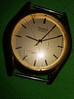 Régi CASIO Quartz karóra, elem és óraszíj nélkül, nem tesztelt, a képek szerint