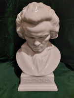 Herendi Beethoven szobor