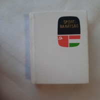 Vincze Jenő:Sportbarátság  minikönyv  Magyar-Szovjet Baráti Társaság 1976.