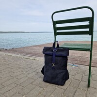 RE'A dizájn Deep Ocean rolltop hátizsák – M méret