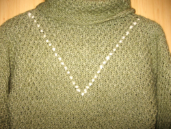 GYÖNYÖRŰ VINTAGE NŐI KÉZZEL KÖTÖTT HOSSZÚ PULÓVER