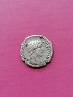 Hadrianus (117-138) ezüst denár, római érme S 3507 Ric 256