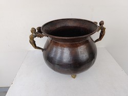 Vörösréz kaspó patinás masszív antik háromlábú konyhai edény bronz szirén füllel 902 1359