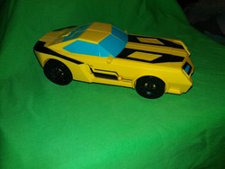 Minőségi 2015 HASBRO műanyag sci -fi TRANSFORMERS robot figura /autó 17 cm a képek szerint