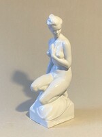 HOLLÓHÁZI PORCELÁN FEHÉR NŐI AKT SZOBOR.