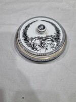 Hollóházi Jurcsák porcelán bonbonier