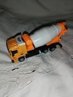 Betonkeverő 1:64 játék   P3