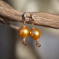 Bézs színű majorica gyöngyökből készült rozéarany - rózsaarany színű fülbevaló, gyöngy ékszer