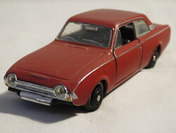 Retro Dinky Toys Ford Consul Corsair