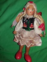 Antik Erzgebirge népi Népművész népviseletes festett hajas fa baba játék figura 23 cm képek szerint