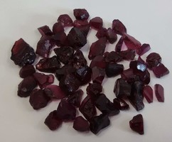 Gránát - rodolit gránát rögök - 100 ct, 5-13 mm (3237) Nem kezelt!