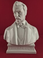Ó-Herendi Tompa Mihály mellszobor