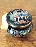 Görög porcelán tégely