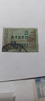 Ez a bélyeg egy argentin légiposta bélyeg (a "AEREO" felirat utal erre). Az „ARGENTINA” és „CORREOS”