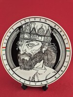 Hollóházi Szász Endre "István király " 25 cm-es falitányér