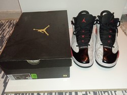 Nike Air Jordan Dub Zero 311046 162 Black/Red/White , keveset használt, eredeti dobozával 41-es