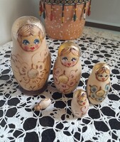 Retró orosz kicsit naturalista  5 részes Matrjoska baba szett