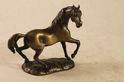 Szignált bronz ló szobor 893