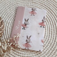 Egészségügyi kiskönyv borító, korcsolyázó balerina nyuszi, LuannaBaby