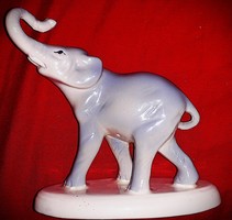 Antik RITKA NAGYOBB Kispest - GRÁNIT Trombitáló elefánt porcelán figura 17 X 17 cm a képek szerint