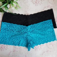 Új, XL-2XL / 48-52-es méretű, egyedi készítésű francia csipke bugyi, fehérnemű