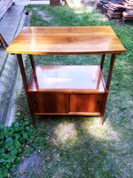 MCM kiskomód/TV állvány