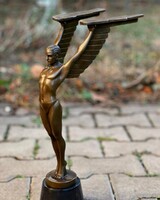 Ikarus - art-deco műalkotás