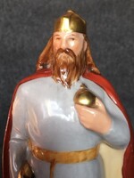 Zsolnay Szent István szobor.