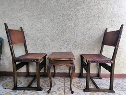 Különleges székek fotelek pàrban Eklektikus. Igazi ritkaság kúria kastély bútor.