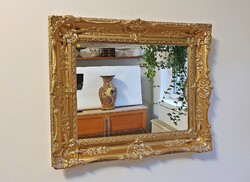 58 x 68 cm.-es. Csodás, arany színű, blondel keretes antik   tükör.