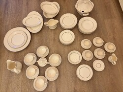 “ARBIA” finn porcelán etkészlet ,egyedi szamozott darabokkal,1963 körüli gyartás,csaladi megkimélt
