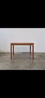 Svéd vintage mid century fa kisasztal, lerakóasztal, jelzett