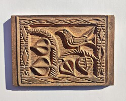 Rajki László (1939-) Népi motívumos rézötvözet plakett