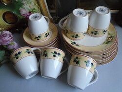 Olivás 6 személyes porcelán kávés-süteményes készlet.