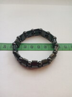 Mágneses karkötő, ásványékszer, magnetit, felnőtt méret, kb 6-7 cm átmérőjű