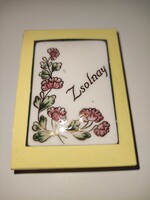 Zsolnay porcelánplakettes minikönyv - angol nyelvű