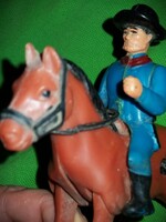Régi trafikáru western cowboy óraműves plasztik LONE STAR lovas figura a képek szerint