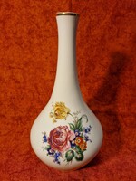 Csodaszép élénk virágokkal, aranyozott Hollóházi porcelán hibátlan váza 27 cm magas
