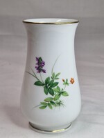 Meisseni porcelán virág mintás szépen aranyozott váza hibátlan állapotban 10,5 cm. magas