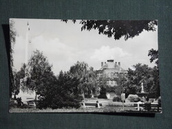 Képeslap,Kaposvár,Berzsenyi álltalános iskola,park,szökőkú,emlékmű látkép,részlet, 1963-