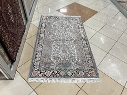 3908 Kasmíri hernyóselyem Isfahan kézi perzsa szőnyeg 94X156CM INGYEN FUTÁR