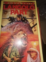Wilbur Smith: Lángoló part (9)