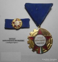 Kiváló Szövetkezeti Munkáért szalagos típus